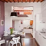 - San Gallo Vii With Balcony Apartment *