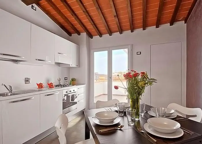 - San Gallo Vii With Balcony Διαμέρισμα